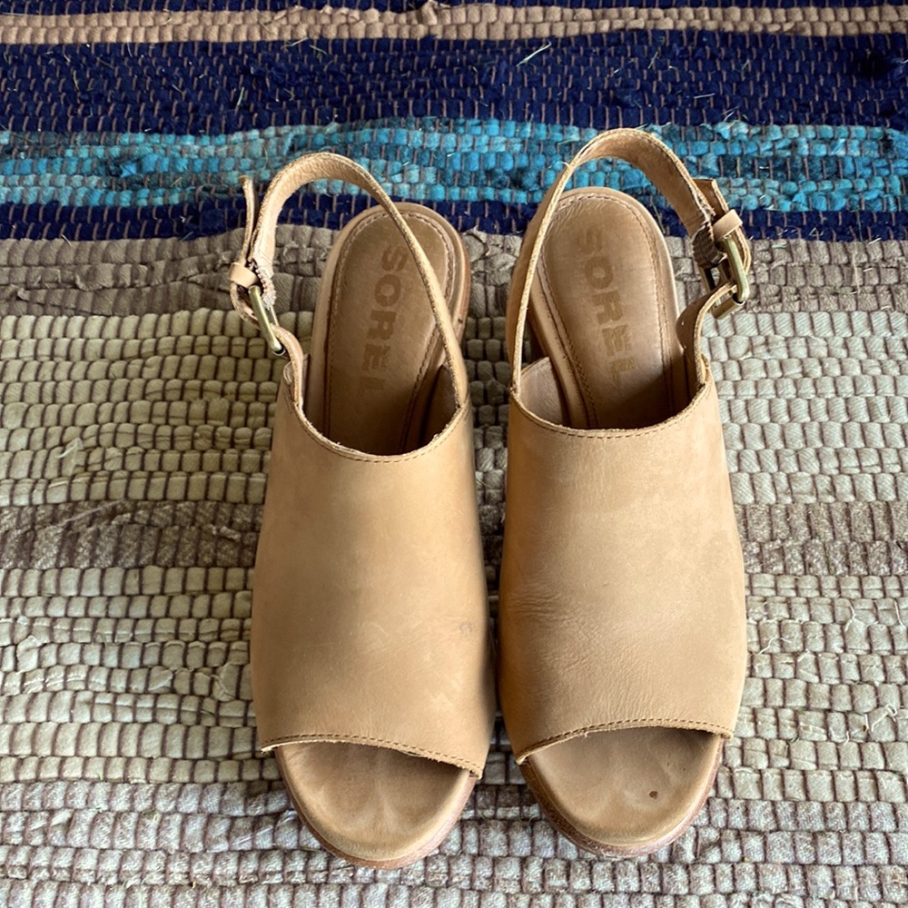 SOREL HEELED SANDALS